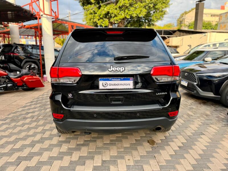 Jeep Grand Cherokee Laredo 4×2 2017
