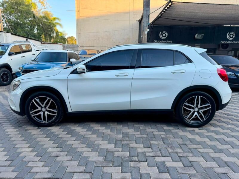 Mercedes GLA 220 Cdi 4Matic 2015
