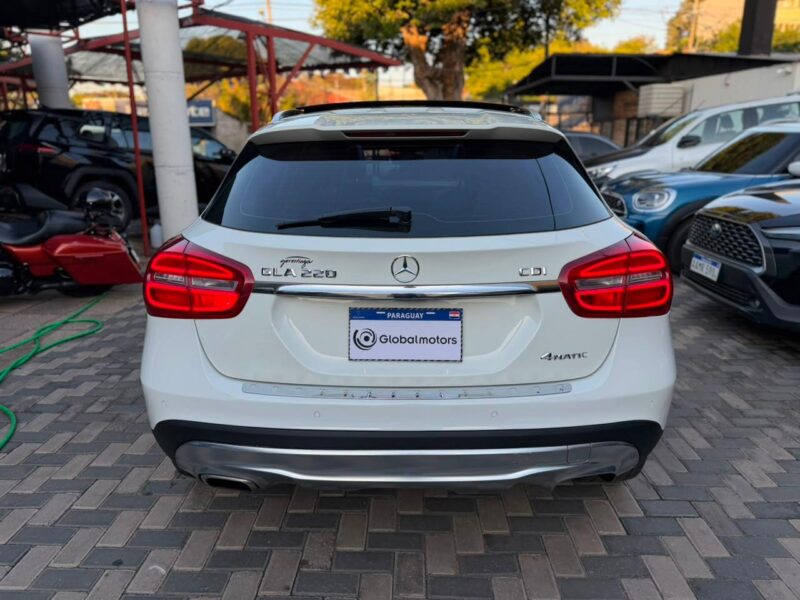 Mercedes GLA 220 Cdi 4Matic 2015
