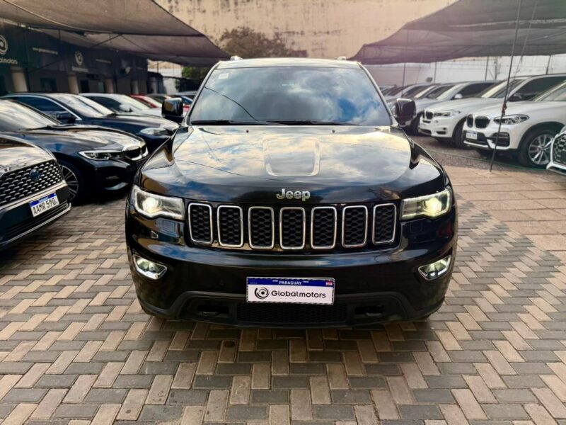 Jeep Grand Cherokee Laredo 4×2 2017